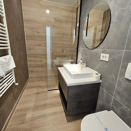 Deluxe Apartments - Coresi Mall #Brasov