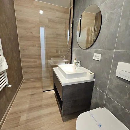 Deluxe Apartments - Coresi Mall #Brasov *